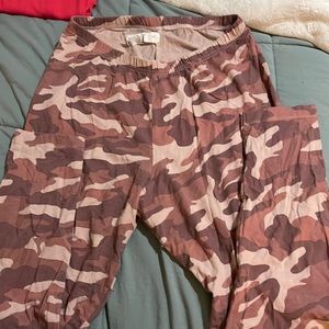 Pink Camo Leggings from Old Navy